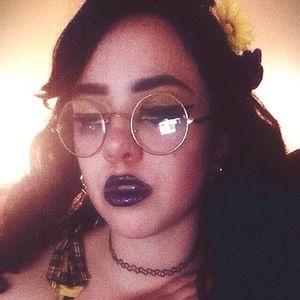 Meet your Posher, Max